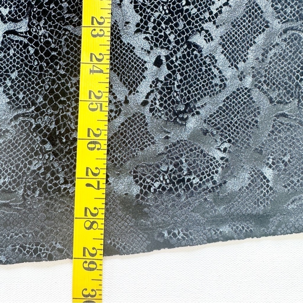 Torrid Black Snakeskin Print Velvet High Neck Tee Shirt Size 3 (3X) - Picture 8 of 9